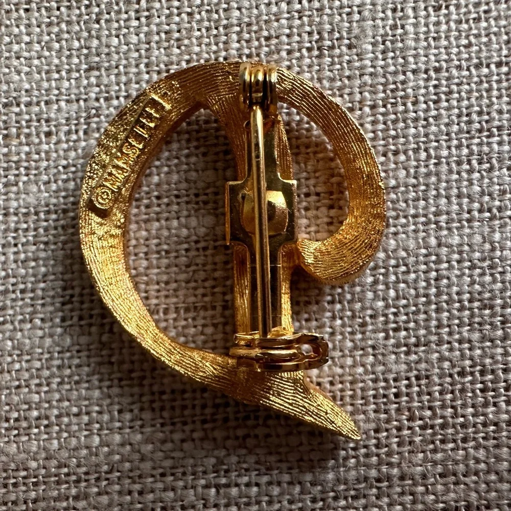 Vintage Mamselle Gold Tone Initial Monogram Script Letter “D” Brooch Pin - Picture 2 of 3